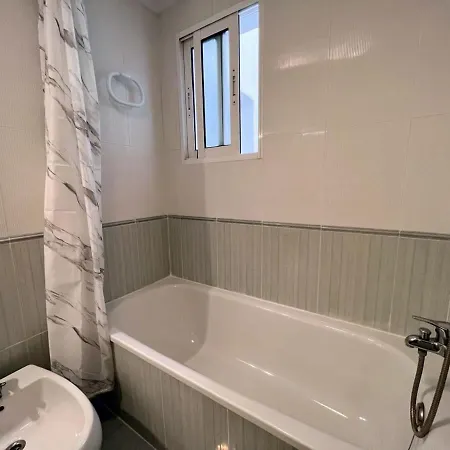 Welcoming Seafront Tv15 Apartment