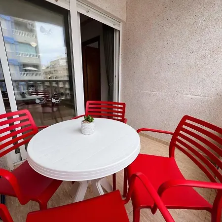 Apartment Welcoming Seafront Tv15