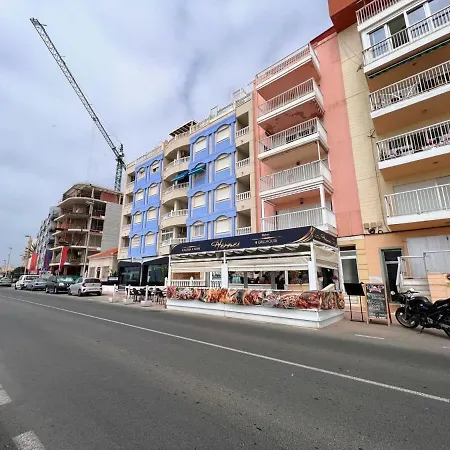 شقة Welcoming Seafront Tv15 *