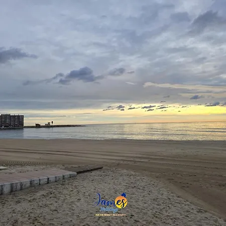 Welcoming Seafront Tv15 شقة تورّيفيِخا