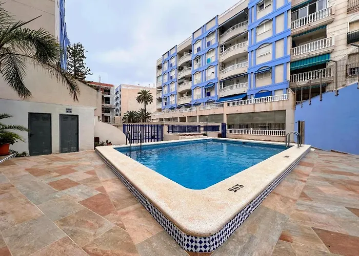 Welcoming Seafront Tv15